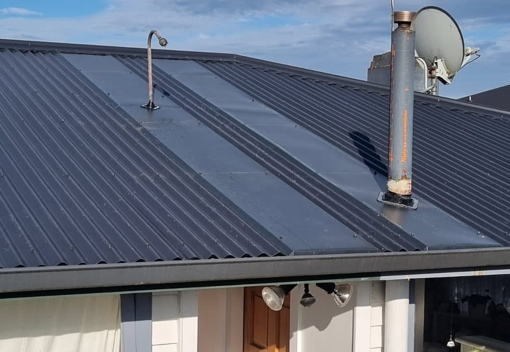 Paul Makuch Roofing at work on a Waikato roof